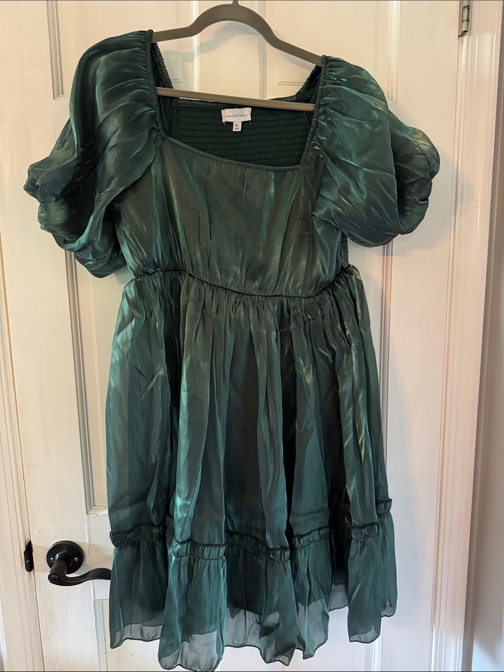 Green Puff-Sleeve Midi Dress